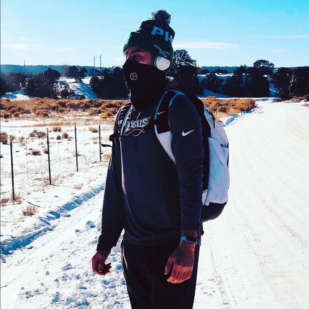 Meet your Posher, Jad